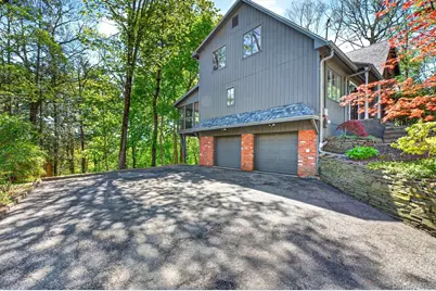 40 Brentwood Drive, Poughkeepsie, NY 12603 - Photo 5