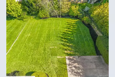 35 Berrian Road, New Rochelle, NY 10804 - Photo 3