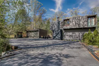 20 Fawn Hill Road, Tuxedo Park, NY 10987 - Photo 1