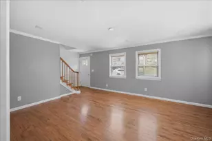 33 Greenwood Ln, White Plains, NY 10607 - Photo 3