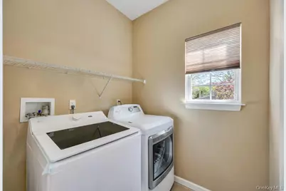 27 Grant Street, Port Jefferson Station, NY 11776 - Photo 37