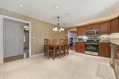 11 Rumson Road, Massapequa, NY 11758 - Photo 13