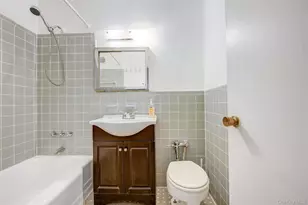 102-30 Queens Blvd, Forest Hills, NY 11375 - Photo 21
