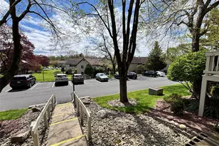 10 Sycamore Dr, Middletown, NY 10940 - Photo 5
