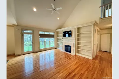 91 Caties Way, Hopewell Junction, NY 12533 - Photo 11