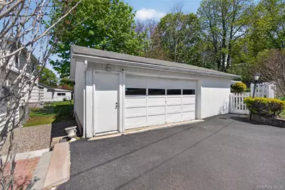 82 California Avenue, Middletown, NY 10940 - Photo 29