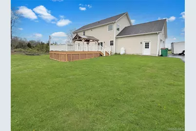 343 North Avenue, Pleasant Valley, NY 12569 - Photo 37