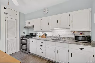 32 Demarest Avenue, West Haverstraw, NY 10993 - Photo 19