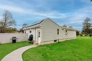 73 Harrison Ave, Amityville, NY 11701 - Photo 27