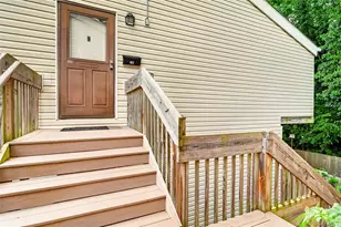 23 Hillside Terrace, White Plains, NY 10601 - Photo 3