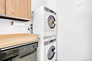 23 Hillside Terrace, White Plains, NY 10601 - Photo 21