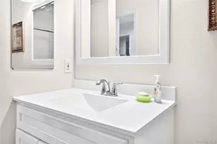 23 Hillside Terrace, White Plains, NY 10601 - Photo 35