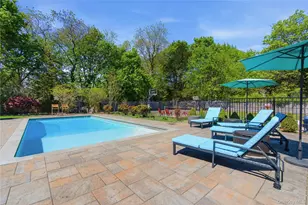 197 Stony Hollow Rd, Greenlawn, NY 11740 - Photo 23