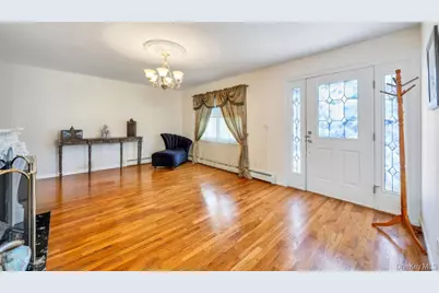 64 Cottage Place, Mineola, NY 11501 - Photo 11