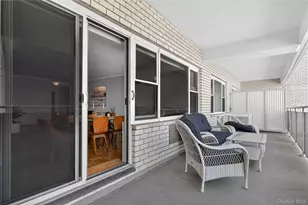300 Martine Ave, White Plains, NY 10601 - Photo 21