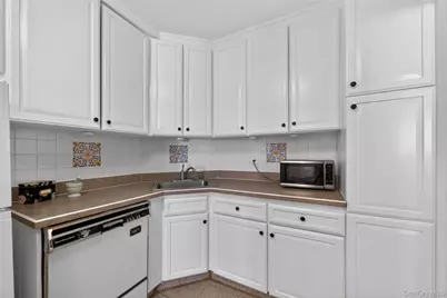 300 Martine Ave #3L, White Plains, NY 10601 - Photo 15