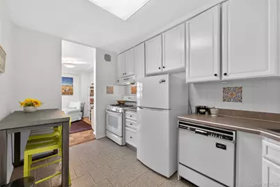 300 Martine Ave #3L, White Plains, NY 10601 - Photo 13