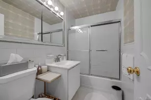 1195 E Broadway, Hewlett, NY 11557 - Photo 11