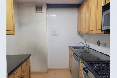 138-35 Elder Avenue #14K, Flushing, NY 11355 - Photo 13