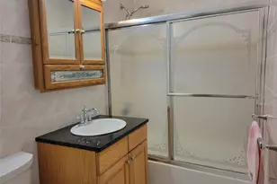 138-35 Elder Ave, Flushing, NY 11355 - Photo 9