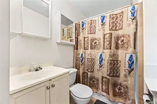 847 Castle Hill Ave, Bronx, NY 10473 - Photo 17