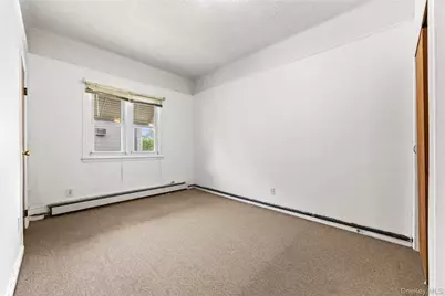 847 Castle Hill Avenue, Bronx, NY 10473 - Photo 15