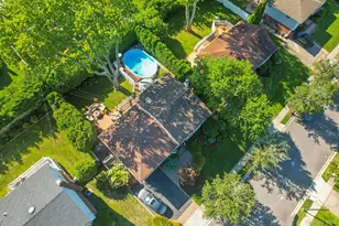14 Jane Dr, Old Bethpage, NY 11804 - Photo 27