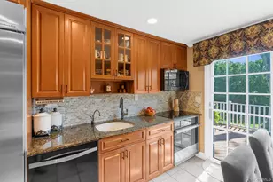 14 Jane Dr, Old Bethpage, NY 11804 - Photo 7