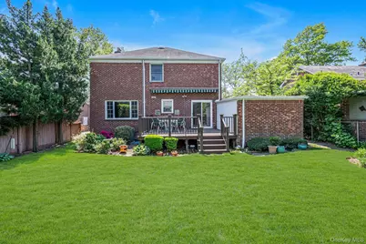 11 Garden Drive, Lynbrook, NY 11563 - Photo 17