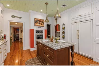 110 Red Spring Lane, Glen Cove, NY 11542 - Photo 23