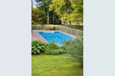 110 Red Spring Lane, Glen Cove, NY 11542 - Photo 43