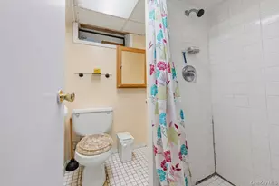 89-67 218th Pl, Queens Village, NY 11427 - Photo 15