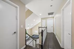 10 Christine Dr, Spring Valley, NY 10977 - Photo 23