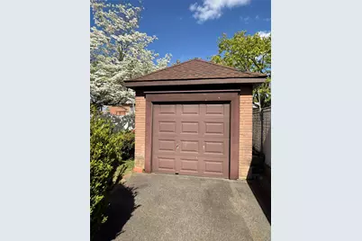 1303 139th Street, Whitestone, NY 11357 - Photo 3
