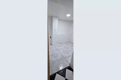 9219 218th Street, Queens Village, NY 11428 - Photo 29