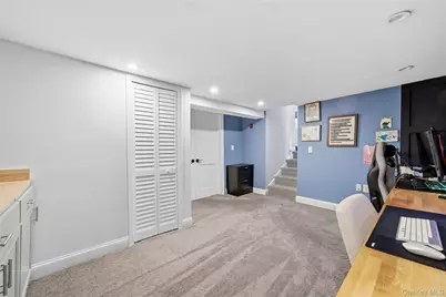 204 Violet Street, Massapequa Park, NY 11762 - Photo 27