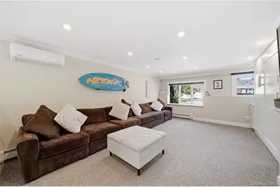 204 Violet Street, Massapequa Park, NY 11762 - Photo 21