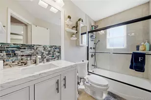 204 Violet St, Massapequa Park, NY 11762 - Photo 15