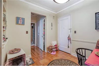 210 Martine Avenue #5G, White Plains, NY 10601 - Photo 3