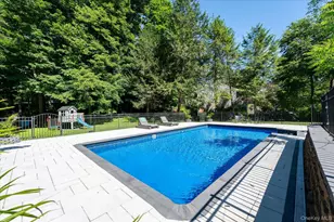 27 Lakeview Ave W, Cortlandt Manor, NY 10567 - Photo 31