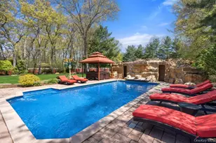 10 Hart Pl, Dix Hills, NY 11746 - Photo 11