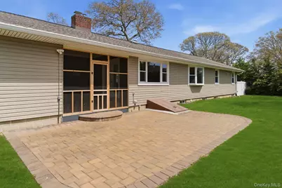 22 Wiggins Street, Ronkonkoma, NY 11779 - Photo 25