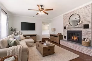 22 Wiggins St, Ronkonkoma, NY 11779 - Photo 11