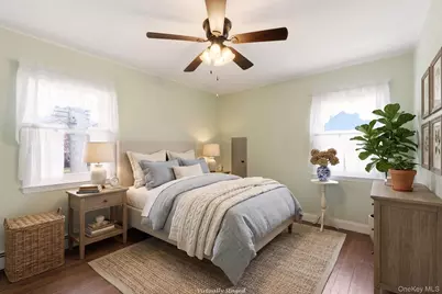 22 Wiggins Street, Ronkonkoma, NY 11779 - Photo 17