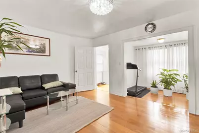 54 Perkins Avenue, Oceanside, NY 11572 - Photo 5