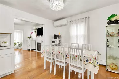 54 Perkins Avenue, Oceanside, NY 11572 - Photo 7