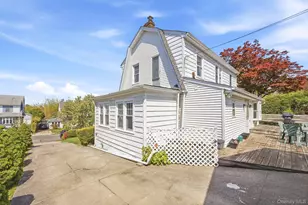 35-19 165th St, Flushing, NY 11358 - Photo 29