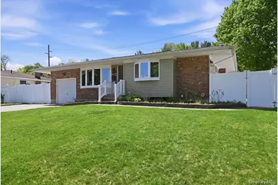 9 Copperbeech Road, Saint James, NY 11780 - Photo 3