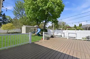 9 Copperbeech Rd, Saint James, NY 11780 - Photo 33