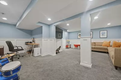 9 Copperbeech Road, Saint James, NY 11780 - Photo 27